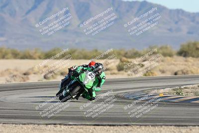 media/Dec-06-2025-CVMA (Sat) [[4a896cc04c]]/Race 8- Formula 40 MW and LW/